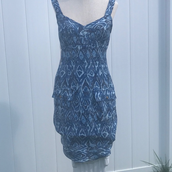 Beautiful blue Maggy L dress size 6 - Picture 6 of 8